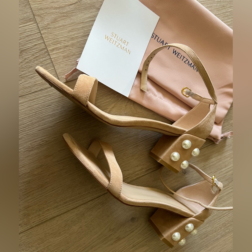 Stuart Weitzman Simple Pearl Sandals size 8